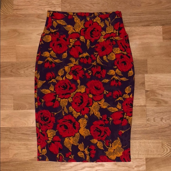 LulaRoe floral skirt - Picture 2 of 3